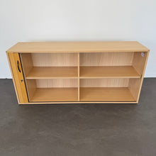 Laden Sie das Bild in den Galerie-Viewer, Elan Euroffice Lateralschrank für 2 Ordner-Reihen 1600mm breit - mit Schlüssel - Spanplatte Buche