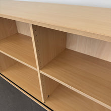 Laden Sie das Bild in den Galerie-Viewer, Elan Euroffice Lateralschrank für 2 Ordner-Reihen 1600mm breit - mit Schlüssel - Spanplatte Buche