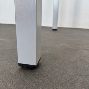 Steelcase Quba Stehtisch fixe Höhe von 1028mm - 1600x1000mm - Spanplatte Ahornfurnier