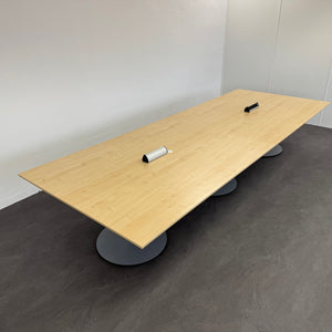 König + Neurath Meet Sitzungstisch mechanisch höhenverstellbar von 735mm - 4000x1500mm Spanplatte Ahorndekor