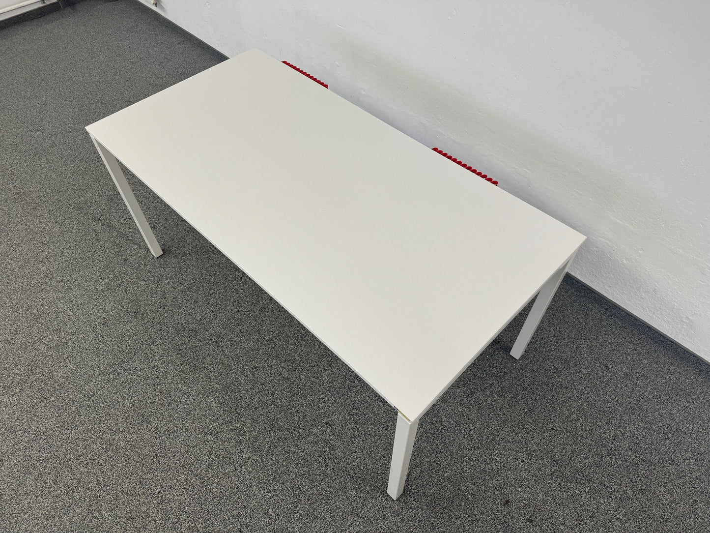 Ergodata Line Desk Sitzungstisch