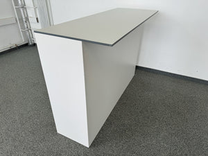Lista Office Storage Empfangs-Theken Schiebetür-Aktenschrank für 3 Ordner-Reihen 1600mm breit - ohne Schlüssel - Metall Weiss