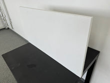 Laden Sie das Bild in den Galerie-Viewer, MC MyWall Wandpanel 890x500mm - Kunststoff - Weiss