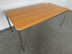 Ergodata Multi Desk Rondo Schreibtisch fixe Höhe von 740mm - 1800 x 900mm - Spanplatte - Lichtgrau