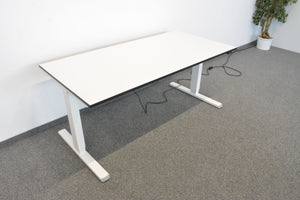 Haworth Lyft Sitz-Steh Schreibtisch elektrisch höhenverstellbar von 650 -1250mm - 1600x800mm - Spanplatte - Weiss