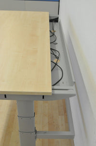 MC OFFICE SHOP MC Stand Sitz-Steh Schreibtisch elektrisch höhenverstellbar von 680-1350mm - 2000x1000mm - Spanplatte - Ahorndekor