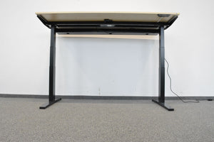 MC OFFICE SHOP MC Stand V2 Sitz-Steh Schreibtisch elektrisch höhenverstellbar von 640-1300mm - 1800x800mm - Holz - Ahorndekor
