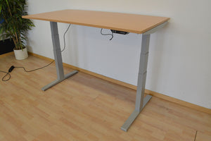 MC OFFICE SHOP MC Stand V2 Sitz-Steh Schreibtisch elektrisch höhenverstellbar von 640-1300mm - 1600x800mm - Holz - Buchendekor