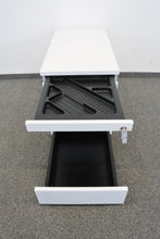 Laden Sie das Bild in den Galerie-Viewer, Haworth Mobile Storage Unterstell-Korpus mit 4 Schubladen mit Schlüssel - Spanplatte - Weiss