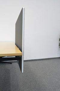 Lista Office Trennwand mit Tischhalterung 950x720mm - Spanplatte mit Stoffbezug - Anthrazit