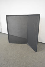 Laden Sie das Bild in den Galerie-Viewer, Steelcase B Free Trennwand 1800mm breit - 1500mm hoch - Stoff - Anthrazit