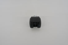 Laden Sie das Bild in den Galerie-Viewer, MC OFFICE SHOP Modell 50mm/A Teppichrollen - Kunststoff - Schwarz