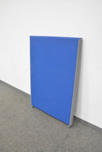 Laden Sie das Bild in den Galerie-Viewer, Preform Formfac5 Trennwand mit Klettverschluss 800x1200mm - Stoff - Blau