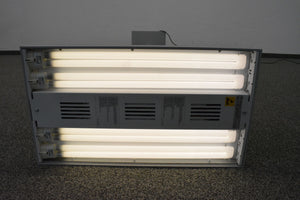 Zumtobel Karea-S Leuchte Dimmbar - mit Sensor - 4 x 55 Watt - Metall - Grau