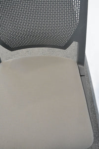 Haworth Very 6218 Schalterstuhl ohne Armlehnen Sitzhöhe 610-830mm - Stoff - Grau