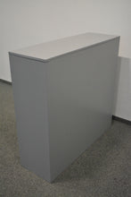 Laden Sie das Bild in den Galerie-Viewer, Lista Office Storage Regal für 3 Ordner-Reihen 1200mm breit - Metall - RAL 9006 Weissaluminium