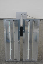 Laden Sie das Bild in den Galerie-Viewer, Regent Level LED Indirekt-/Direktleuchte Dimmbar - mit SensoDim - 78 Watt - Metall - Silbergrau