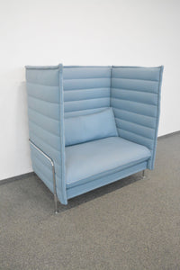 Vitra Alcove Sofa Love Seat - Stoff - Hellblau gemustert