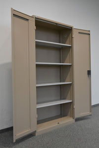 Lista Office Flügeltür-Aktenschrank für 5 Ordner-Reihen 997mm breit - ohne Schlüssel - Metall - Beige