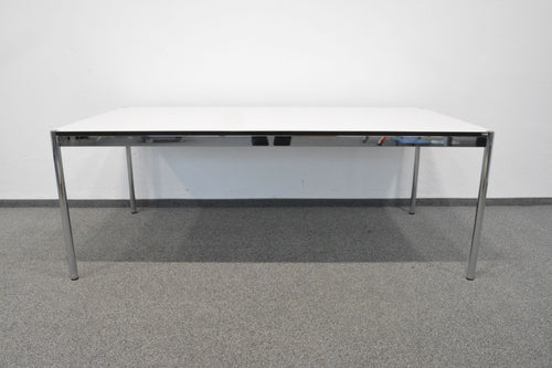 USM-Haller Schreibtisch fixe Höhe von 740mm - 2000x1000mm - Holz - Weiss
