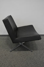 Laden Sie das Bild in den Galerie-Viewer, Top Design Fly Lounge Chair drehbar - Leder - Schwarz