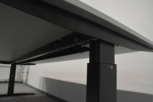 Sitag Active Sitzungstisch mechanisch höhenverstellbar von 650-850mm - 2400x1000mm - Spanplatte - Weissgrau