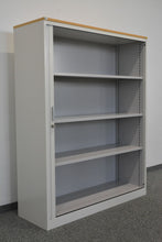 Laden Sie das Bild in den Galerie-Viewer, Lista Office Storage Lateralschrank für 4 Ordner-Reihen 1200mm breit - ohne Schlüssel - Metall - Weiss