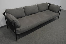 Laden Sie das Bild in den Galerie-Viewer, Hay Can Lounge Sofa 3er Sessel 2500mm breit - Stoff - Anthrazit