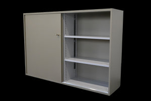 Lista Office Storage Schiebetür-Aktenschrank für 3 Ordner-Reihen 1600mm breit - mit Schlüssel - Metall - Oliv