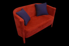 Laden Sie das Bild in den Galerie-Viewer, Moroso Rich Sofa 2er Sessel - Alcantara - Rot