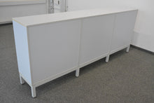 Laden Sie das Bild in den Galerie-Viewer, Sitag MCS Sideboard Modul mit Schlüssel - 2400mm breit - Spanplatte Weiss