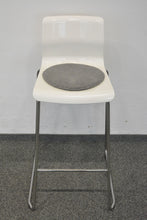 Laden Sie das Bild in den Galerie-Viewer, IKEA IKEA Glenn Barhocker - Metall - Weiss