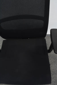 Haworth Sage Bürodrehstuhl mit Armlehnen - Stoff - Schwarz