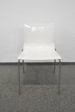 Laden Sie das Bild in den Galerie-Viewer, Moving Moving Slim Sitzungsstuhl ohne Armlehnen - Kunststoff - Weiss